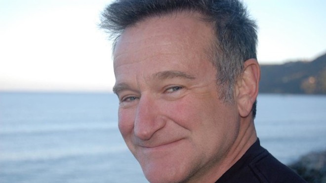 Comedian and actor Robin Williams takes the stage at Bob Carr