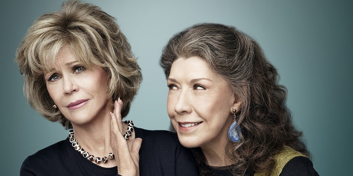 Couchsurfing: Grace and Frankie dips gracefully and frankly into uncharted territory