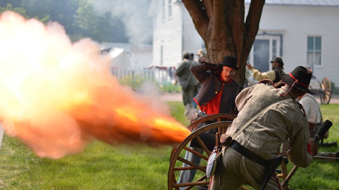 Renninger's hosts the Battle of Townsend's Plantation Civil War Festival