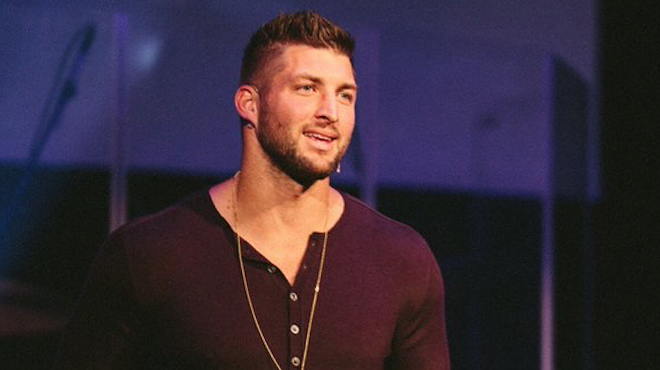 Steve Spurrier wants Tim Tebow to play for Orlando's new pro football team