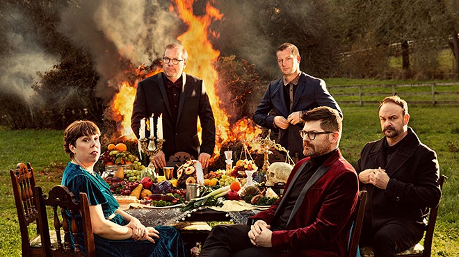 Indie darlings the Decemberists bring baroque pop to House of Blues