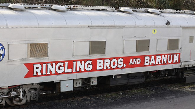 Jacksonville firefighters deliver 1,000 gallons of water to stranded, thirsty Ringling Bros. performers