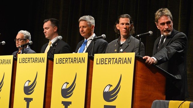 Libertarian frontrunner Gary Johnson gets boos from crowd at presidential debate (2)