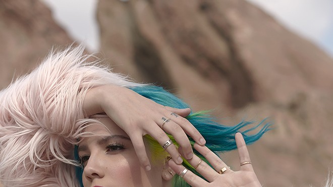 Electropop up-and-comer Halsey brings 'Badlands' tour to CFE Arena