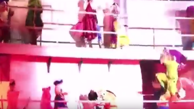 When Dopey fell on Disney's Fantasmic float, everyone just kept dancing
