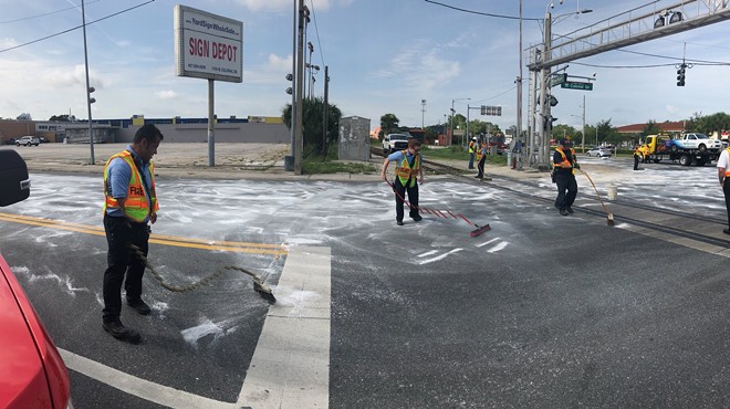 Hydraulic spill halts Orlando traffic on Orange Blossom Trail and Colonial Drive