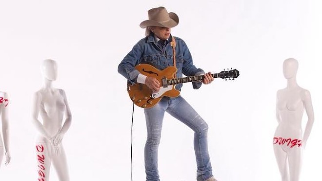 Country music rule-breaker Dwight Yoakam to play Central Florida in November