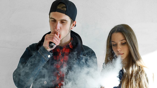 Florida lawmakers will again attempt to curb teen vaping