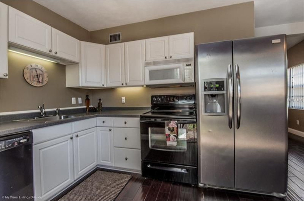 902 Crestwood Lane, Altamonte Springs
$149,800
3 beds, 1 bath, 1,076 sq ft, 8,812 sq ft lot
In the last year, the kitchen got remodeled with white cabinets and all new appliances.