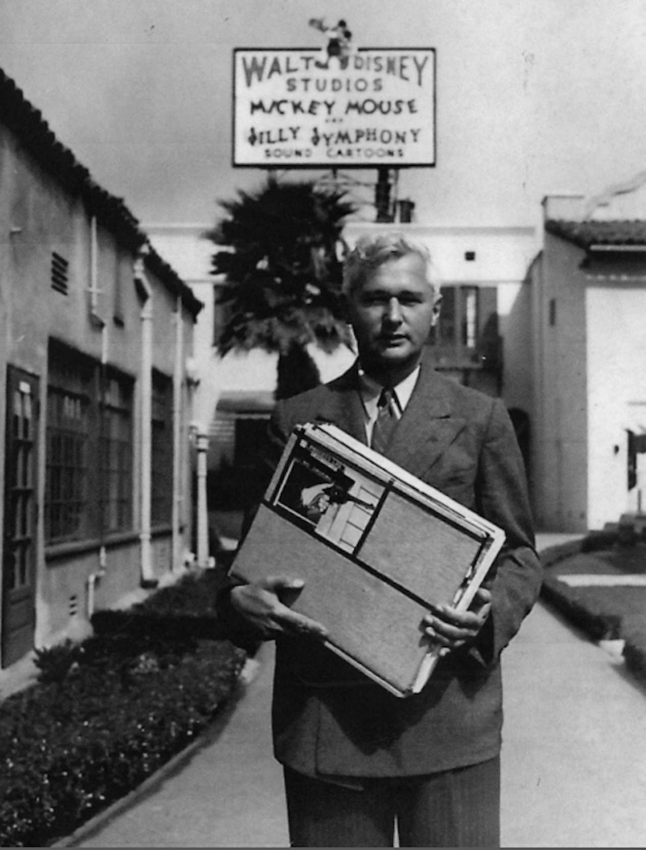 A photo of Schultheis outside of the Disney Hyperion Studios. Image courtesy of the Los Angeles Public Library Photo Collection