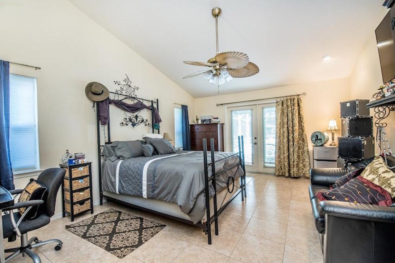 317 Ridgewood St, Altamonte Springs
3 beds, 2 baths, 2,082, sq ft, 7,254, sq ft lot
$240,000, Est. Payment $905/mo
The master bedroom has a pair of French doors that lead to the back pool area.