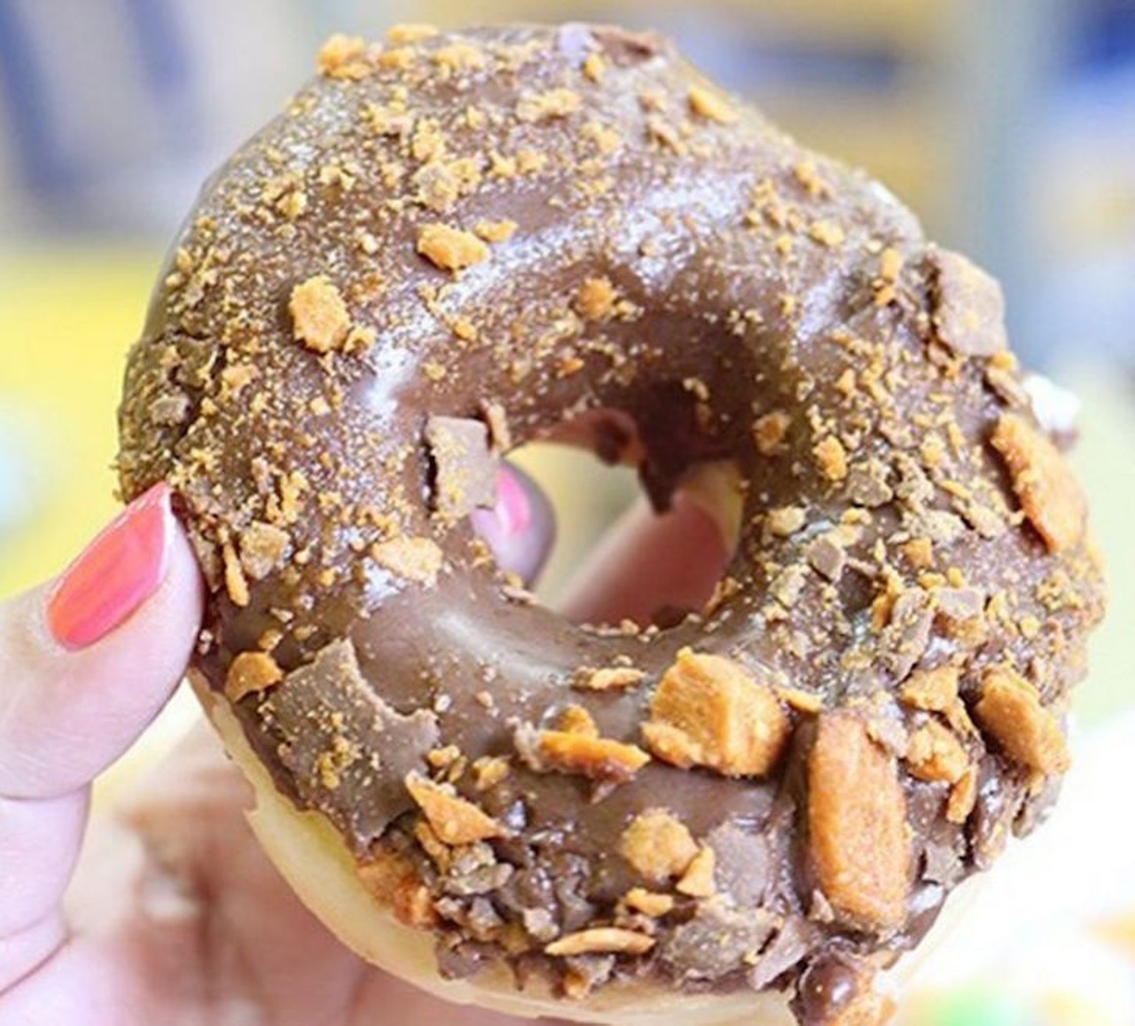 Must try: Butterfinger Donut
Photo via dawncaptures/Instagram