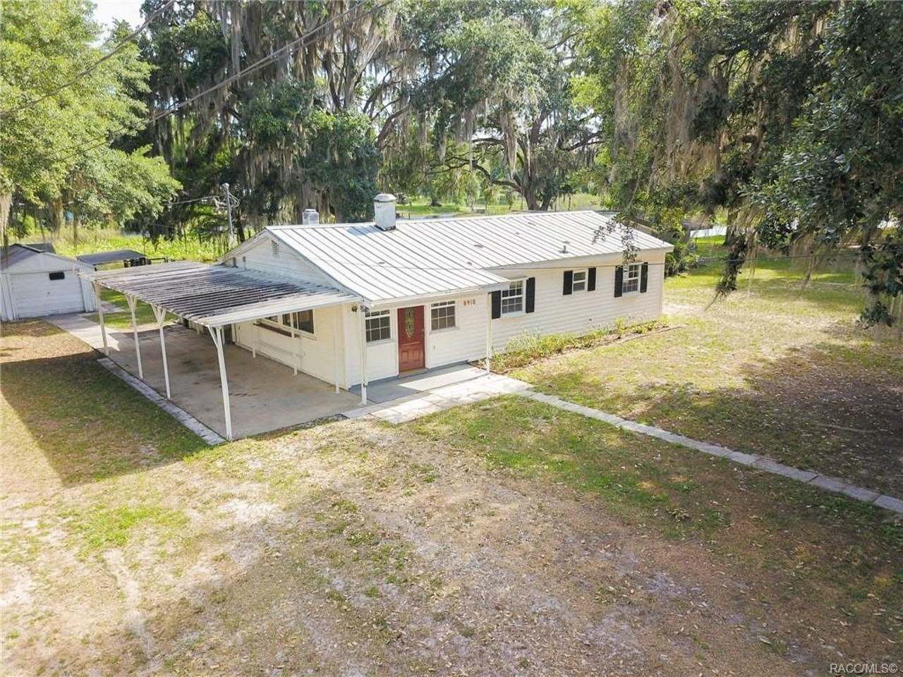 8910 E Tsala Apopka Drive, Inverness 
PRICE: $169,000
This property in Inverness doesn&#146;t look like much from the outside, but the interior reveals a beautiful kitchen. And who needs to hang out indoors anyway, with the Tsala Apopka chain of lakes in the backyard.
