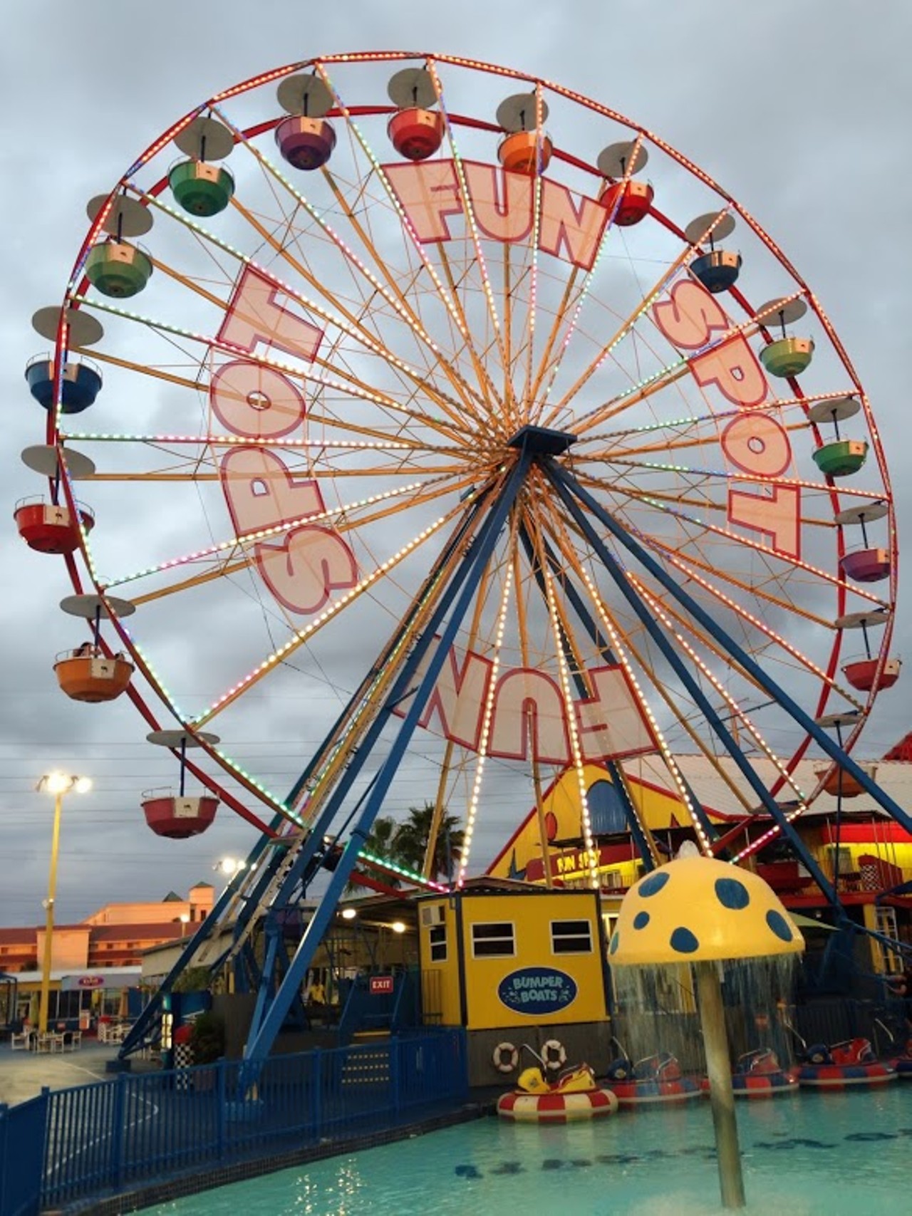 8. Because of this giant ferris wheel with huge Fun Spot logos on it.