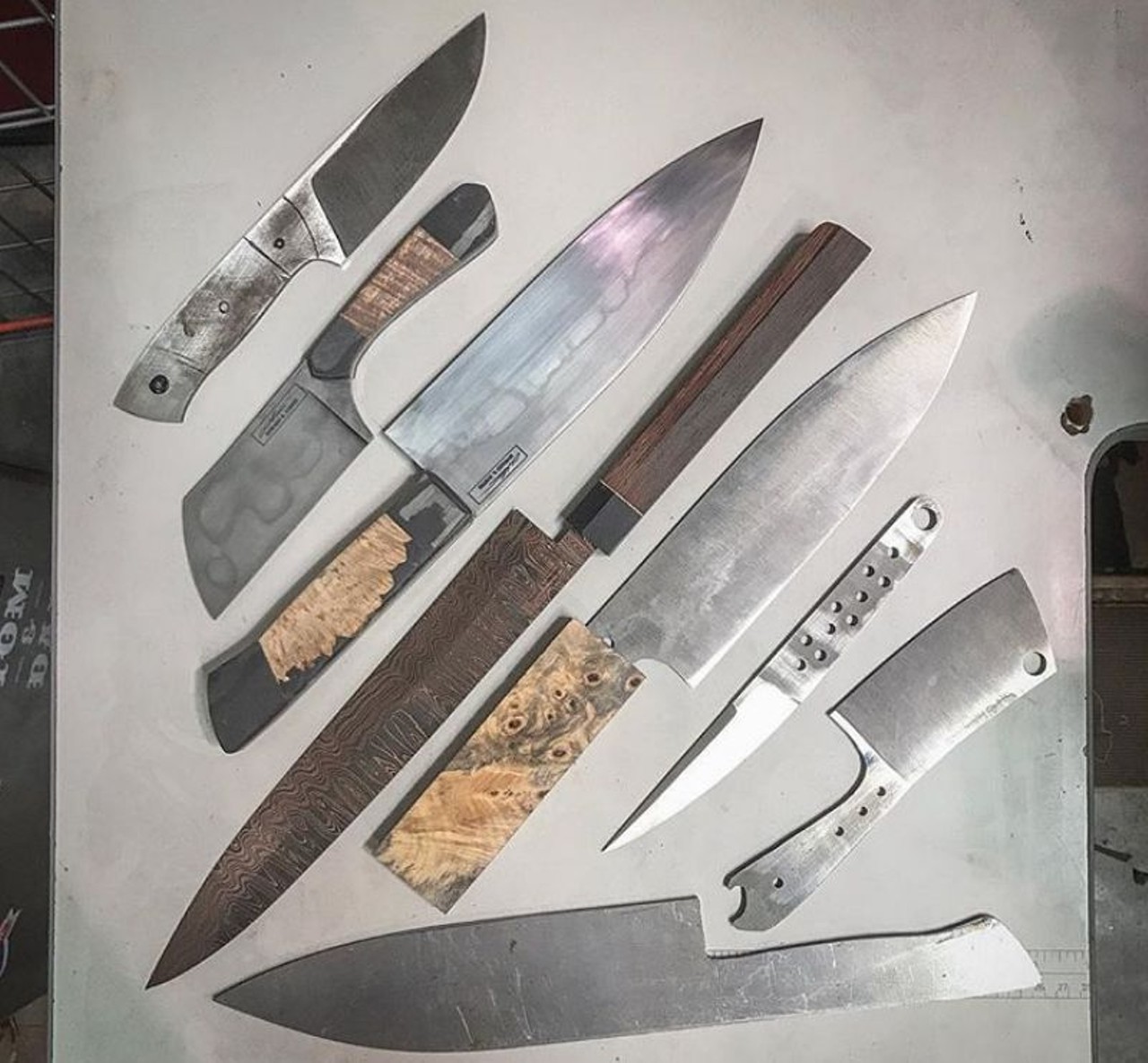 Edward R Knives  
These high-carbon steel knives are not just pieces of art, but utilitarian as well. Perfect for anyone looking for quality in the kitchen or in any situation you need to cut things.
Photo via ed_jits / Instagram