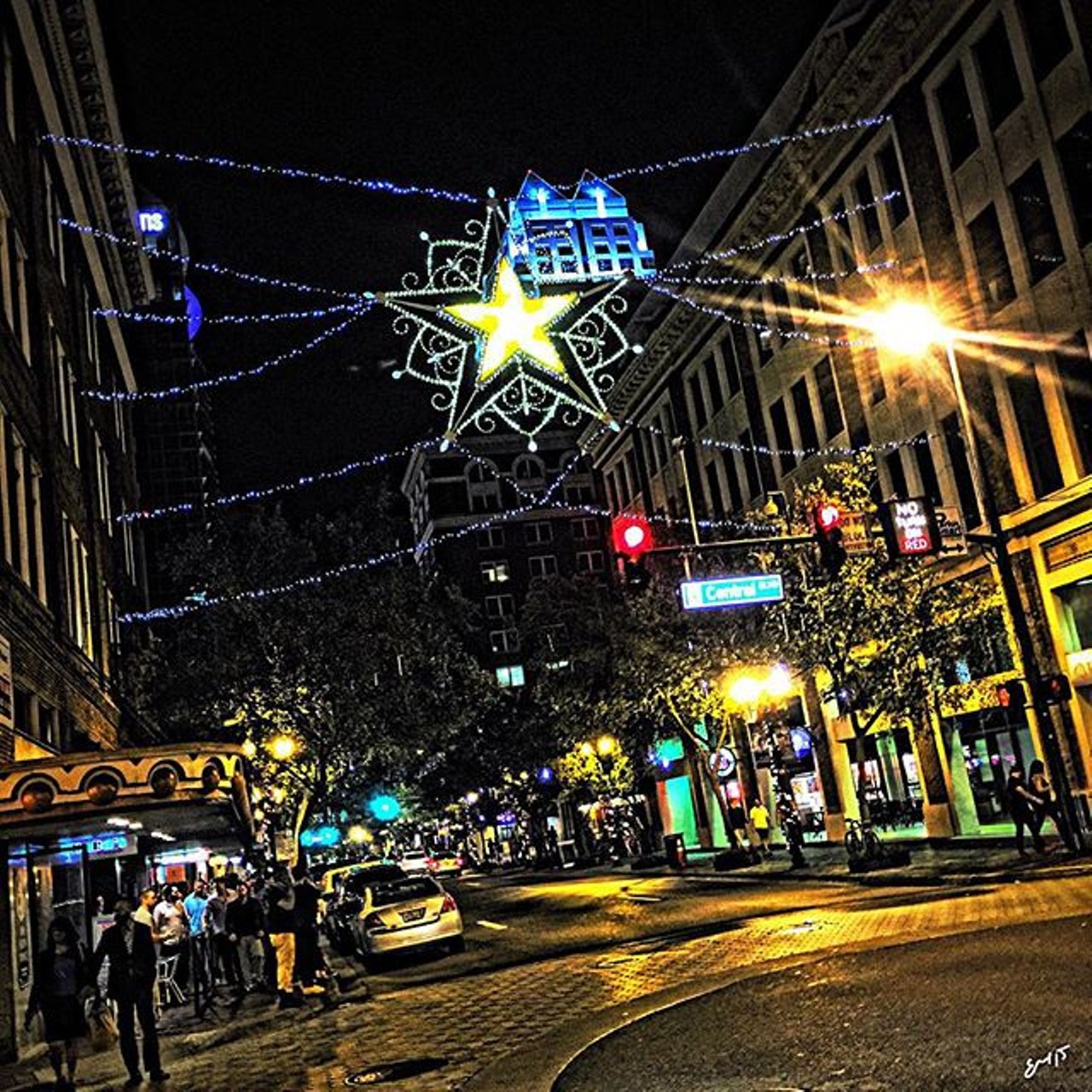 Downtown is looking pretty festive right abou tnow. Photo via idreamofemann on Instagram.