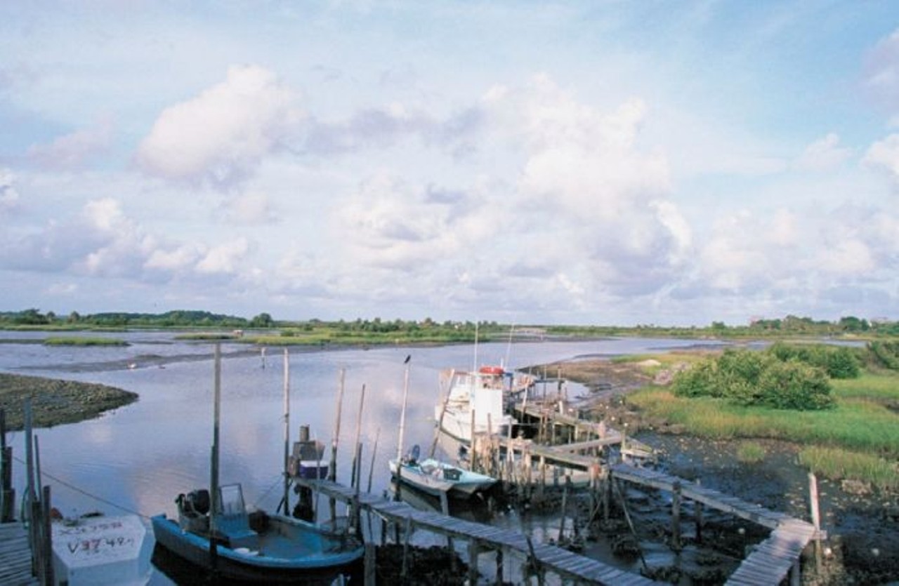 Cedar Key
Estimated driving distance: 2 hours, 15 minutes
Far from the biggest of the beaches, Cedar Key is host to a charming gulf-side town of roughly 1,000 residents. Rich in history and old-Florida feeling, here you can bicycle along quiet streets and get your fill at several fine seafood establishments
Photo via  Tampa Bay CVB/Visit FLorida