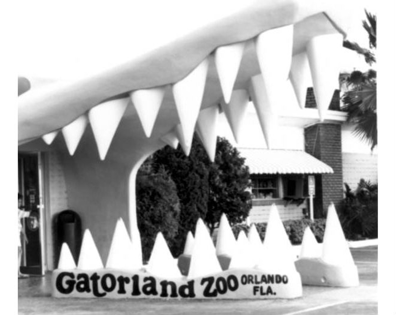 Entrance to the Gatorland theme park.State Archives of Florida, Florida Memory