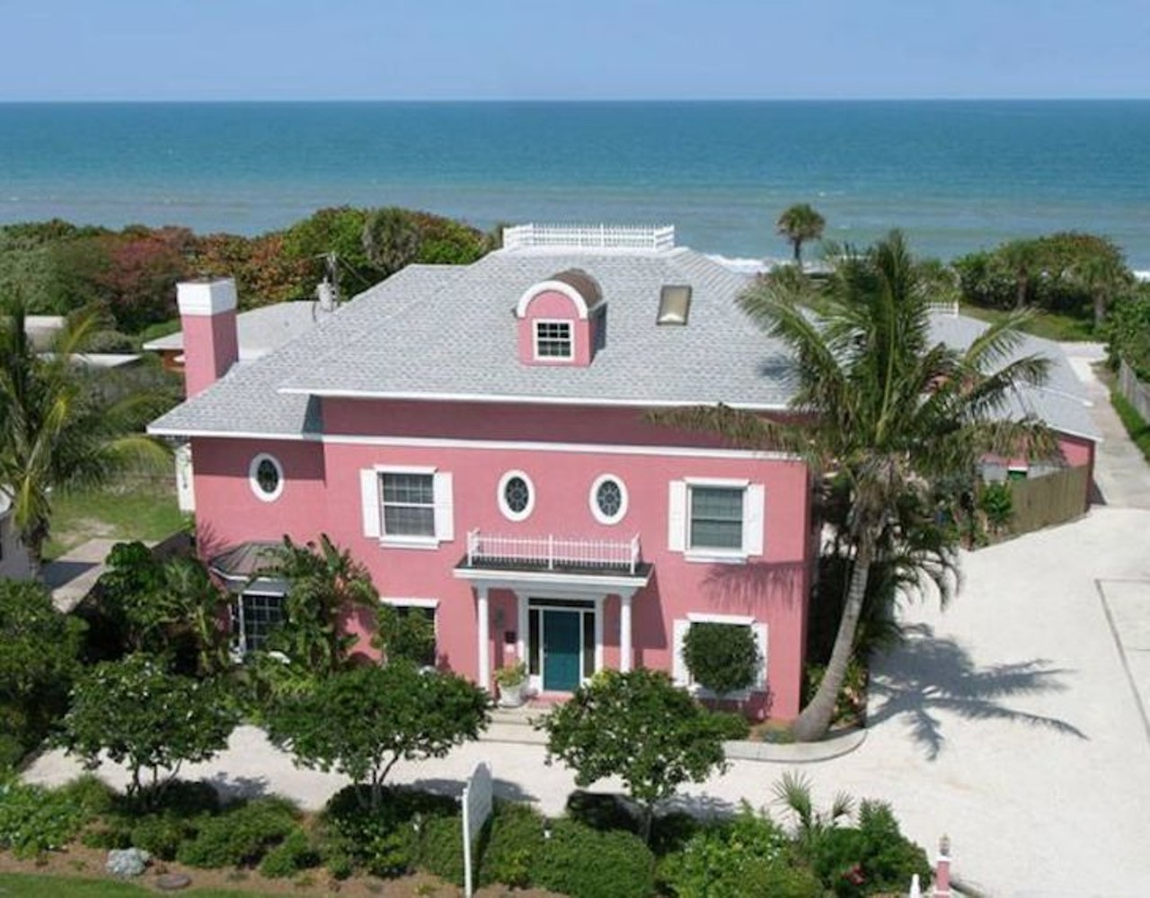 Windemere Inn by the Sea 
815 S. Miramar Ave., Indialantic, 321-728-9334,
Estimated drive time from Orlando: About 1.5 hours
Cost per night: $195-$285 
The Windemere Inn offers a coastal retreat on a barrier island, with the Atlantic Ocean on one side and the Indian River Lagoon on the other. On-site masseuse services provide the perfect end to a day of enjoying the beach. Visitors are also eligible for discounted rates on Victory Casino Cruises.
Photo via Windemere Inn by the Sea/Facebook