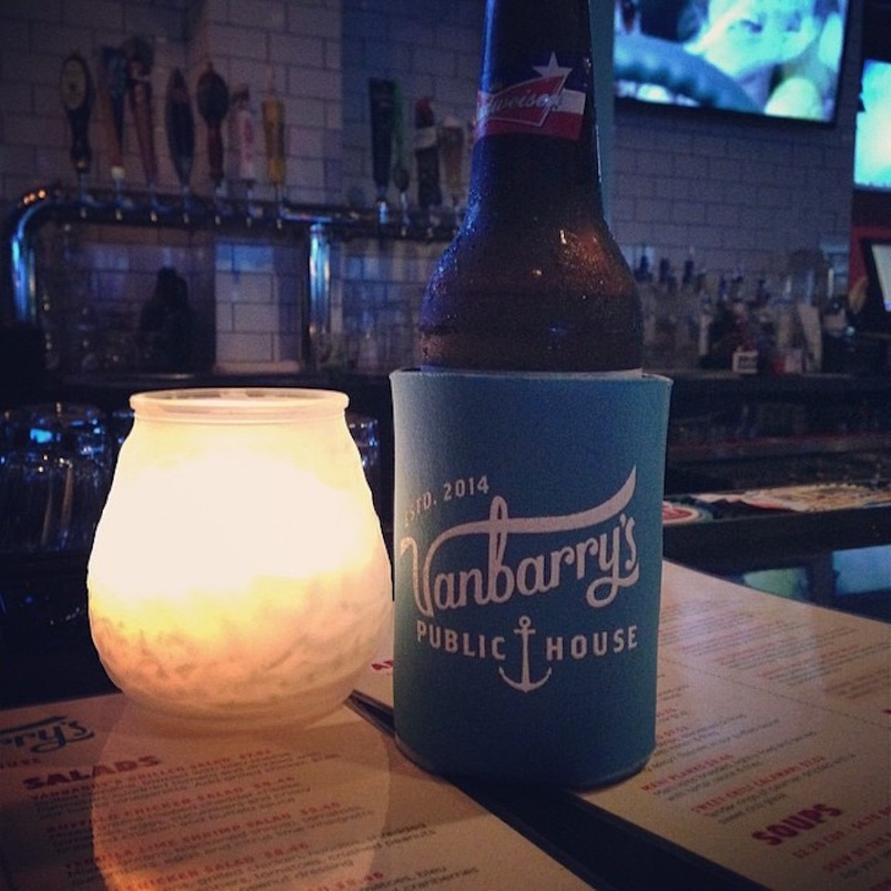 Vanbarry's Public House
4120 S. Orange Ave., 407-704-8881
10 TVs
Besides having a nice spread of TVs, Vanbarry's also has a nice spread of bar food. Snack on some flatbreads, tacos or fajitas while you watch the game. 
Photo via kelly_f_baybay/Instagram