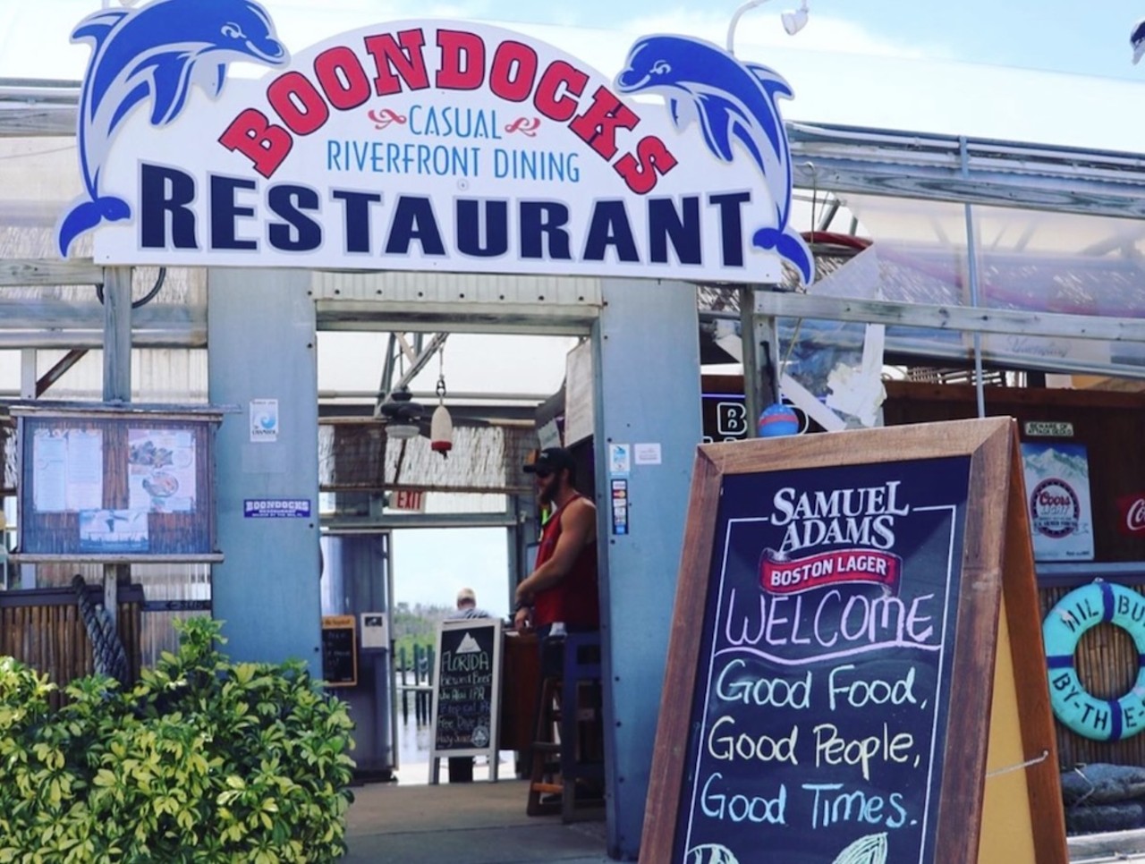 Boondocks Restaurant
704 S. Lakeshore Blvd., Howey-in-the-Hills
Located along the Halifax River in Port Orange, Boondocks Restaurant's guests can enjoy quality seafood, riverside views and a pet-friendly patio.
