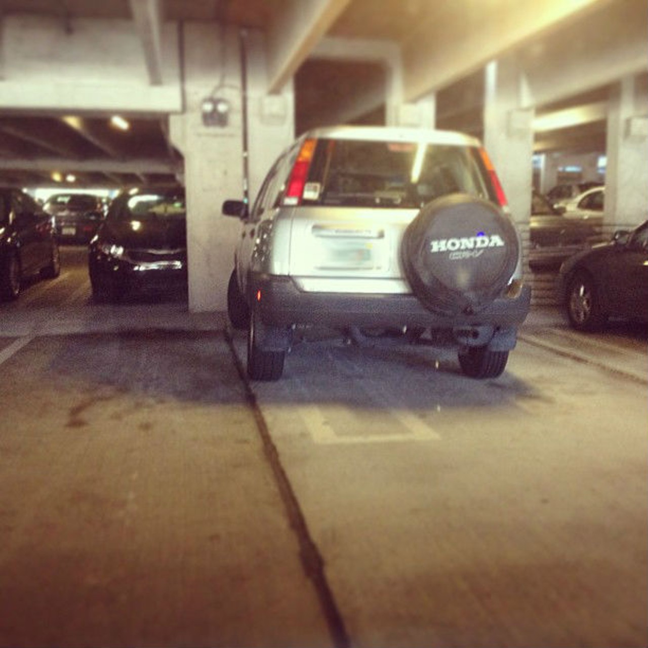 You don't want any door dings on that CRV
"Nice parking, asshole."
Photo via becca_feld