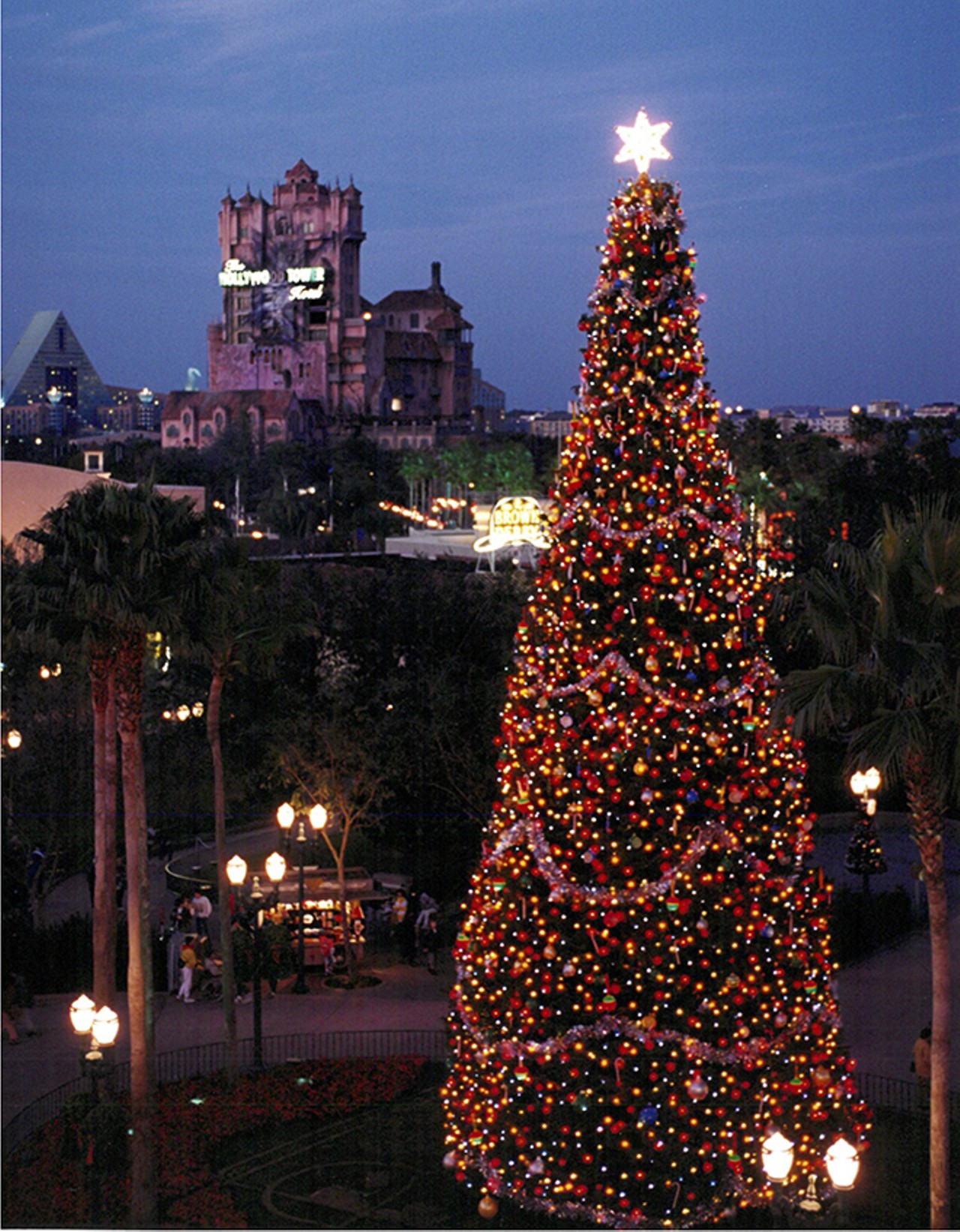 A 65-foot Christmas tree with more than 5,000 lights at Disney-MGM Studios. 1996.