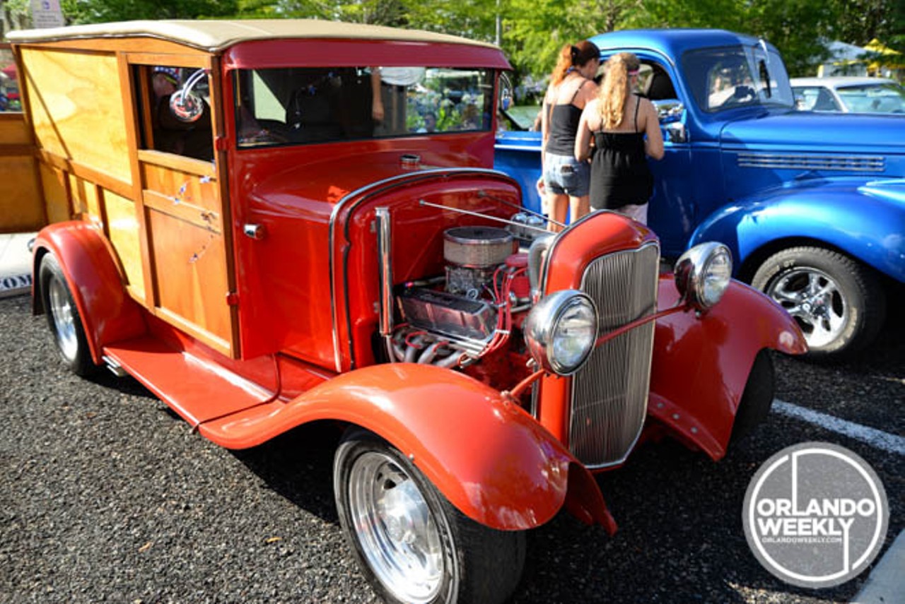 28 studly photos from Hot Rods & Rock N' Roll