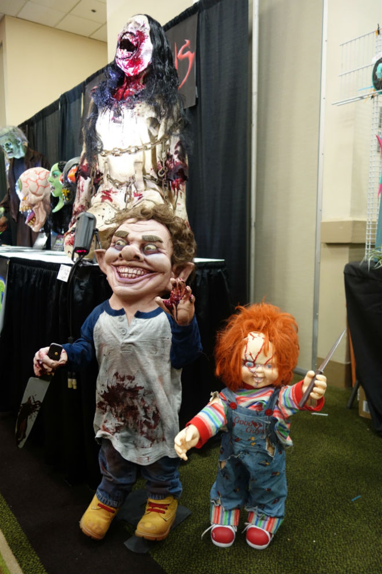 33 freaky photos from Spooky Empire! Plus, one photo of Tom Skerritt.