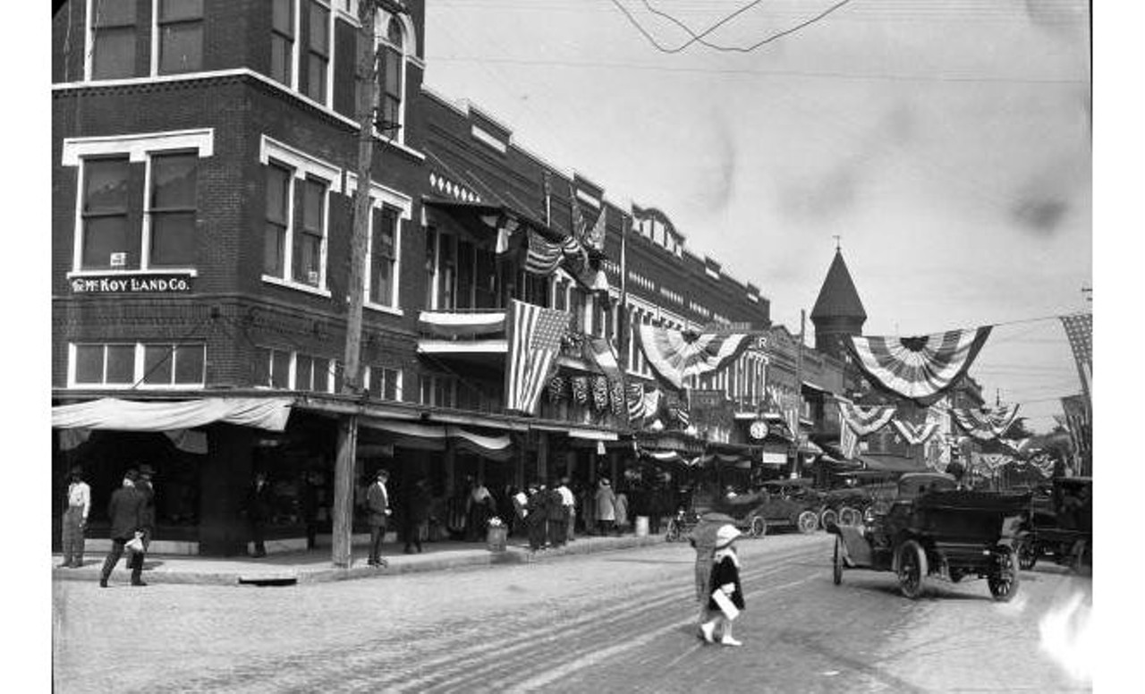 View looking north along Orange Avenue