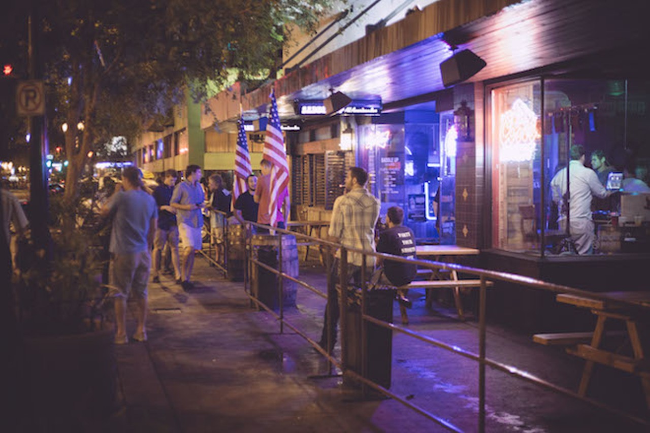 39 scenes from a night in downtown Orlando