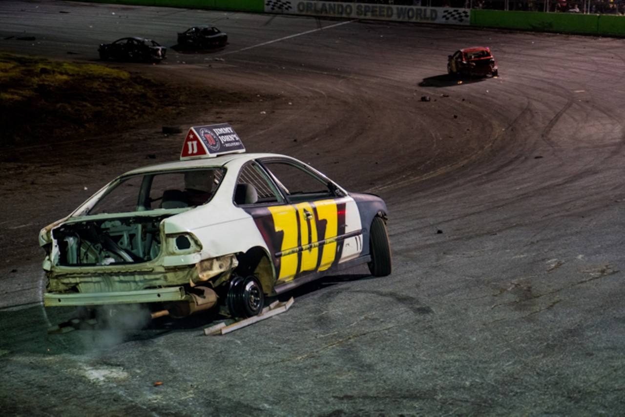 All the wrecks, sparks and people we saw at Orlando Speedway's Tour of Destruction