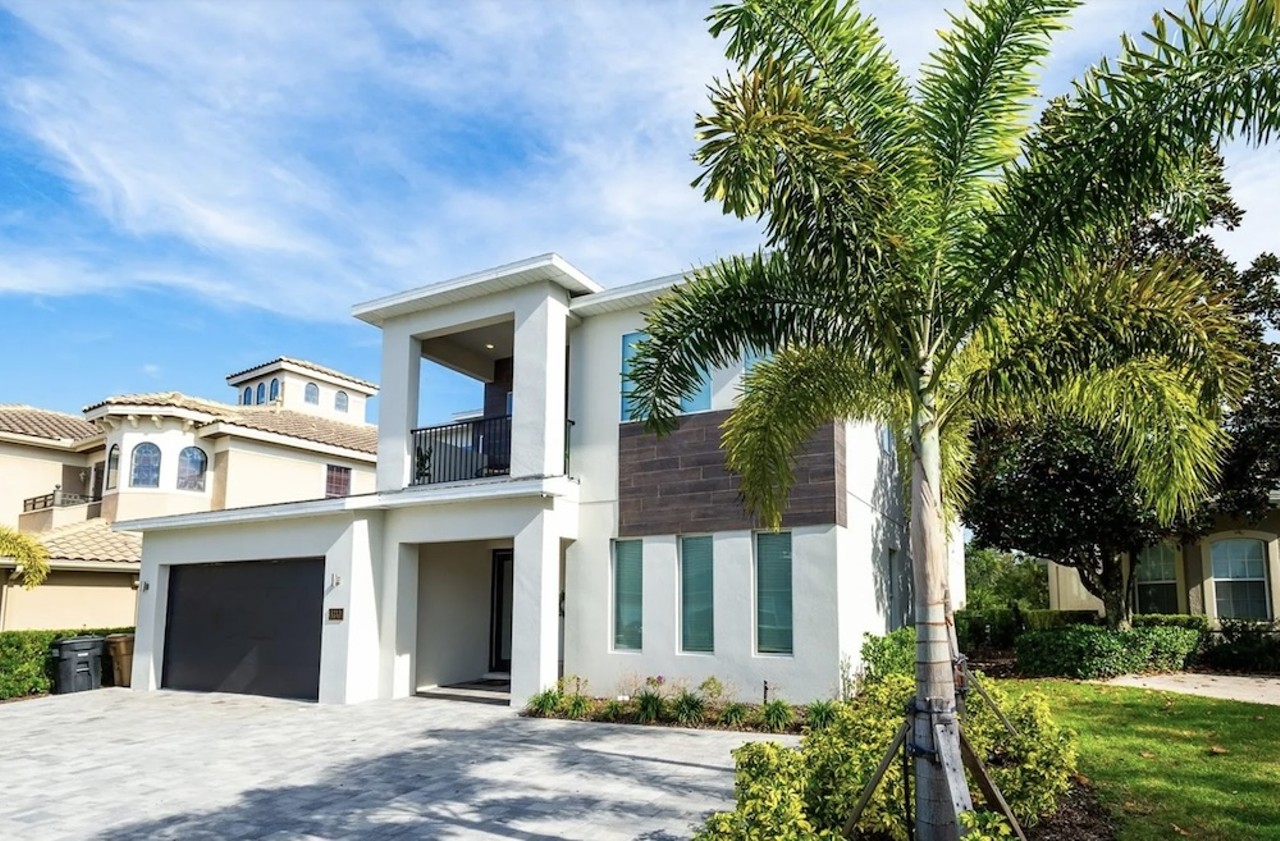 Aviation-themed Orlando mansion that comes with a helicopter gets $1.3 million price cut