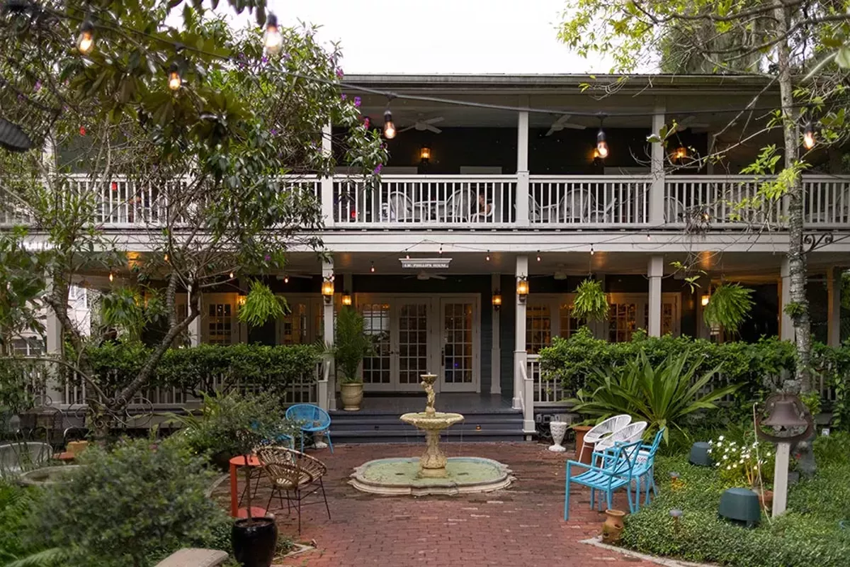 Image: Best Bar Patio