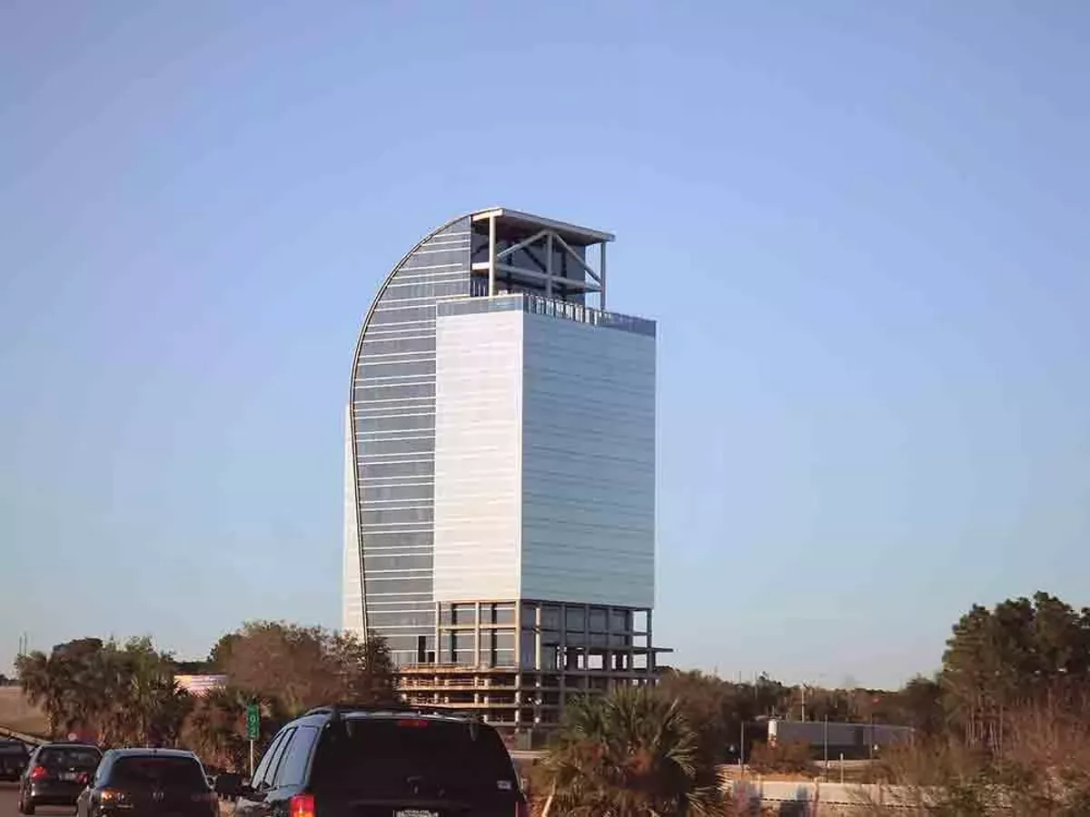 Image: Best Building That Dies for Orlando's Myriad Architectural Sins: I-4 Eyesore