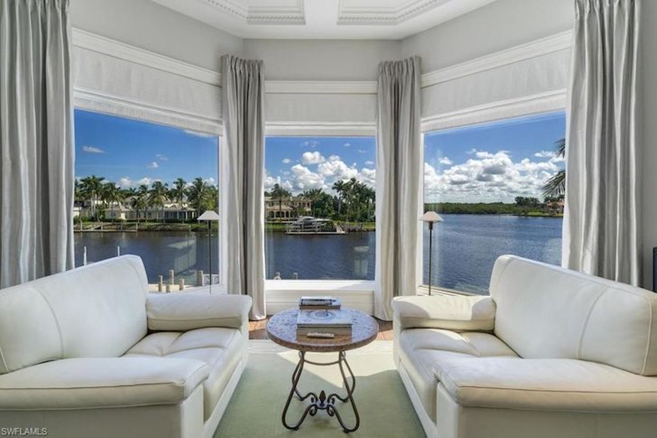 Best-selling author Janet Evanovich is selling her one-of-a-kind Florida home for $17 million