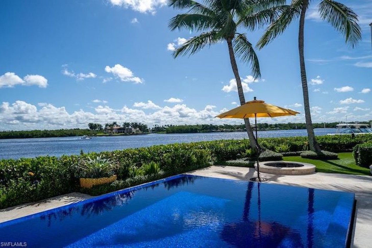 Best-selling author Janet Evanovich is selling her one-of-a-kind Florida home for $17 million