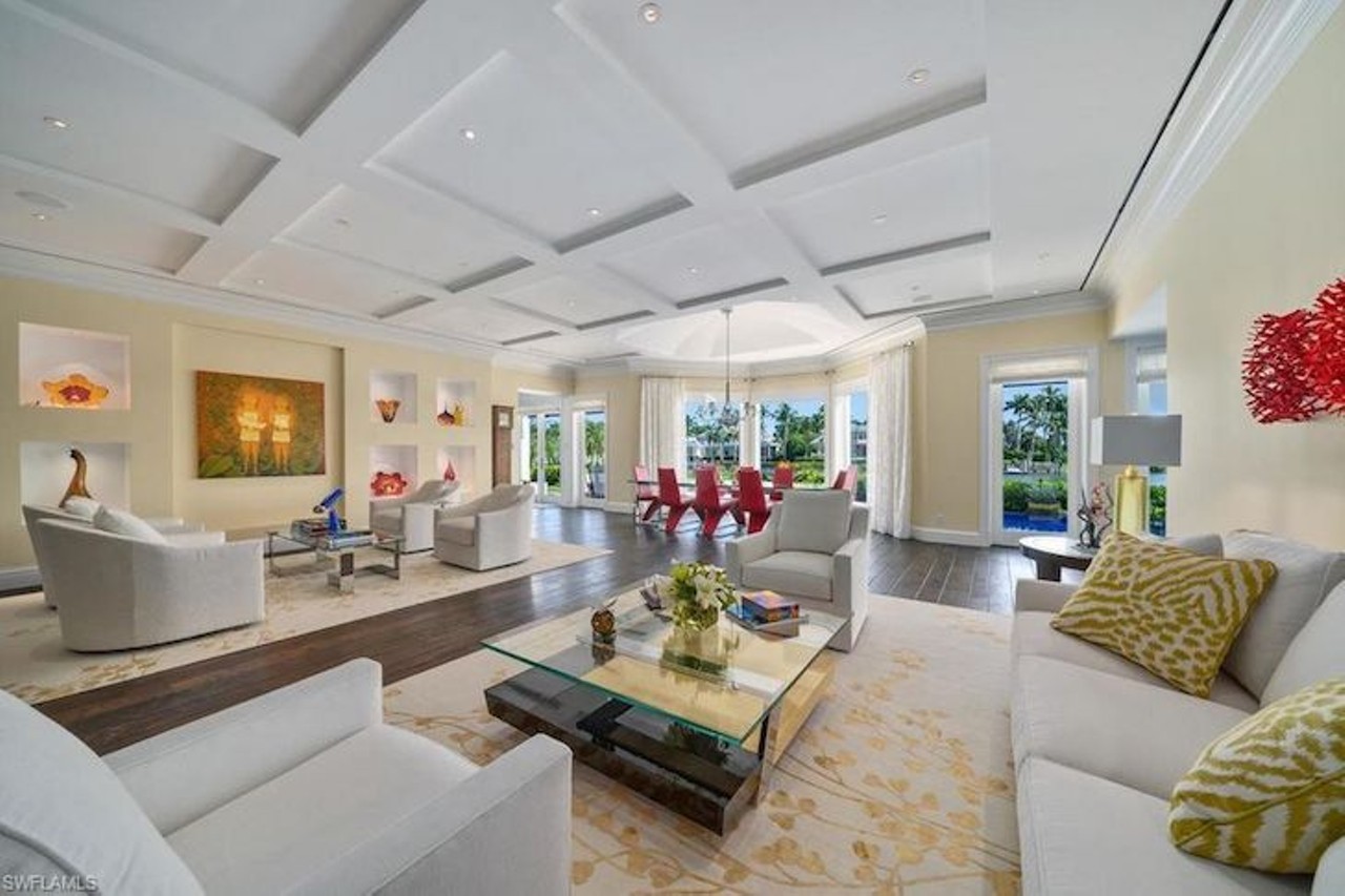Best-selling author Janet Evanovich is selling her one-of-a-kind Florida home for $17 million