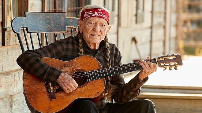 Willie Nelson and strawberries: a dream match-up