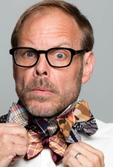 Did you see Alton Brown at your favorite restaurant this weekend?
