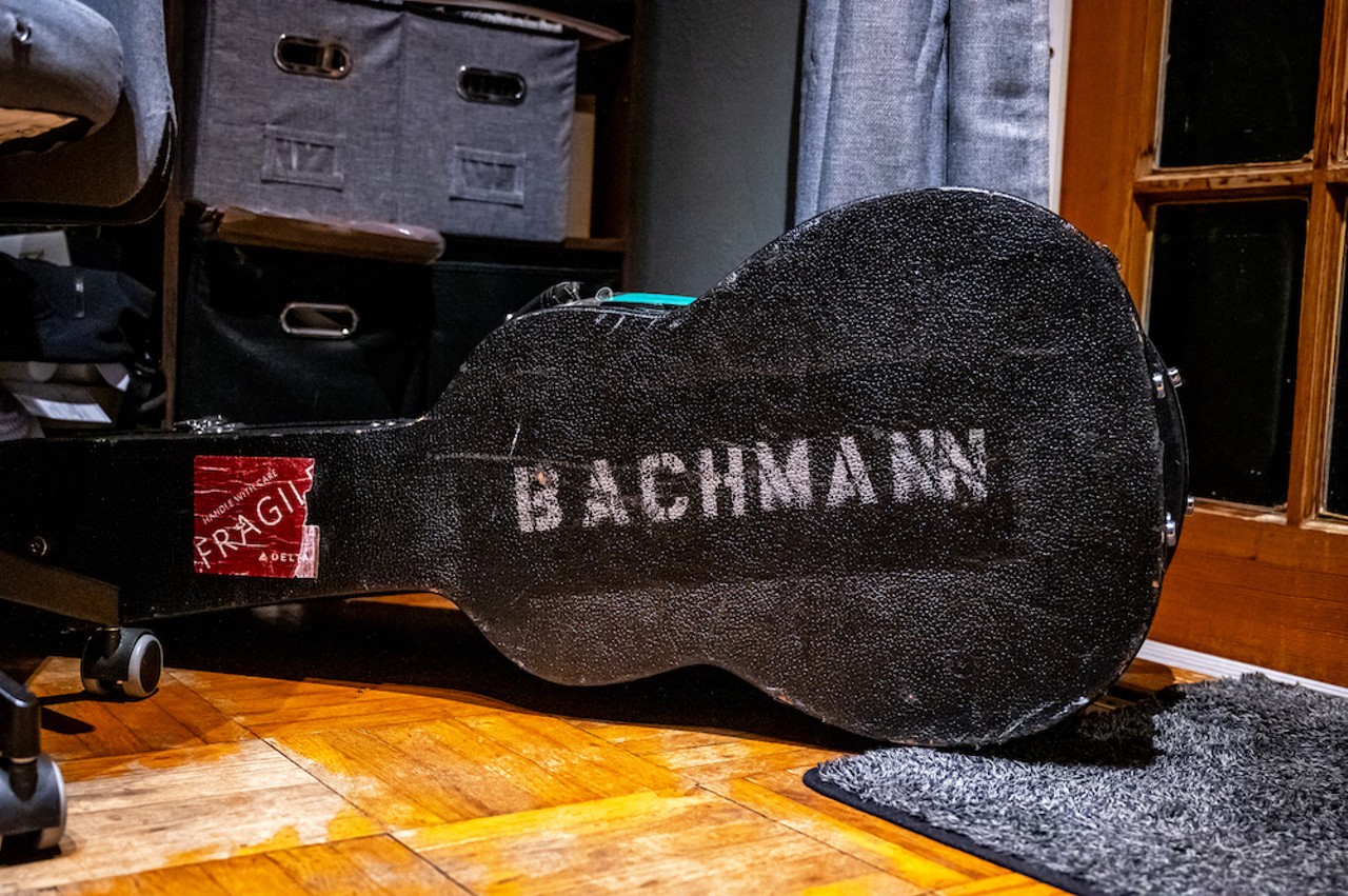 Everything we saw when Archers of Loaf's Eric Bachmann played in an Orlando living room