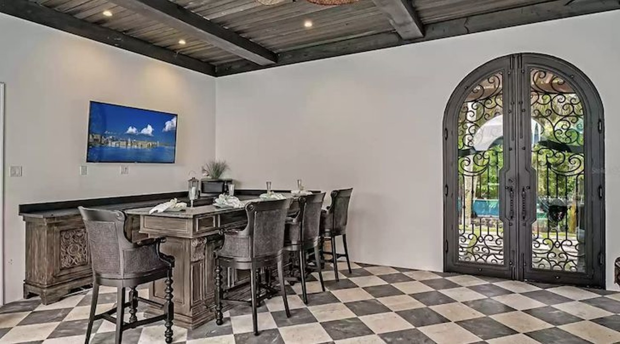 Florida's $5.8 million &#145;Casa de Flamingo&#146; has an indoor-outdoor lap pool steps from Sarasota Bay