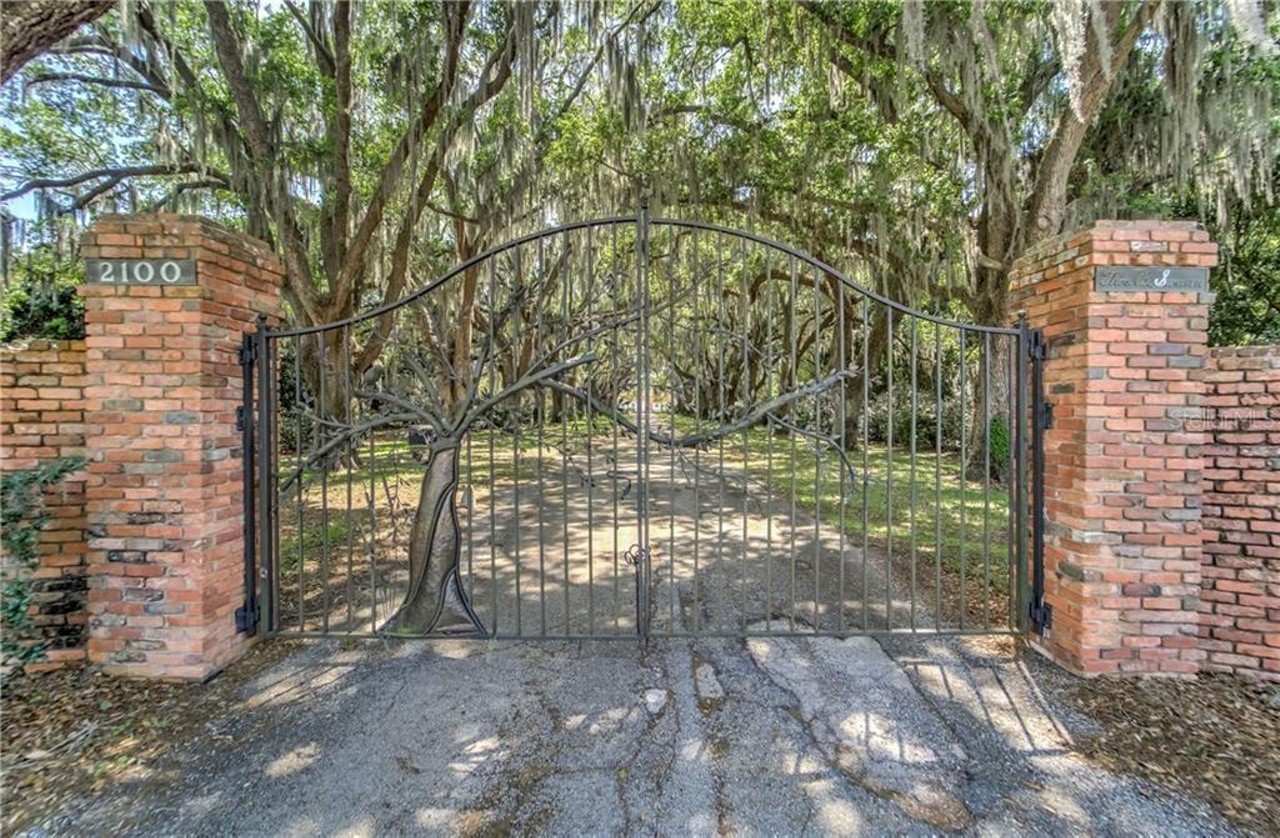 Former citrus magnate's Winter Haven replica of 'Gone With The Wind' plantation Tara is selling for $2.9 million