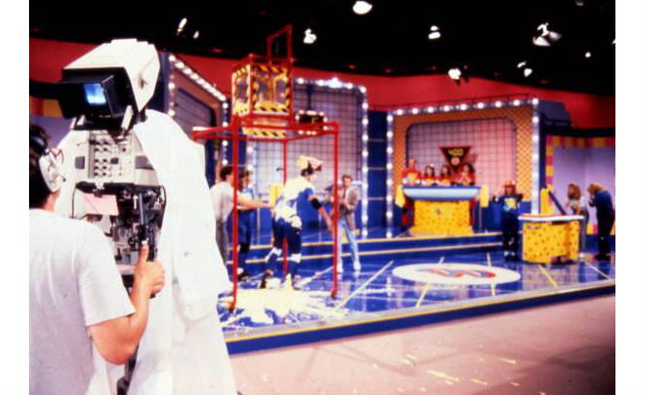 Scene from the game show Family Double Dare at the Nickelodeon Studios attraction.via