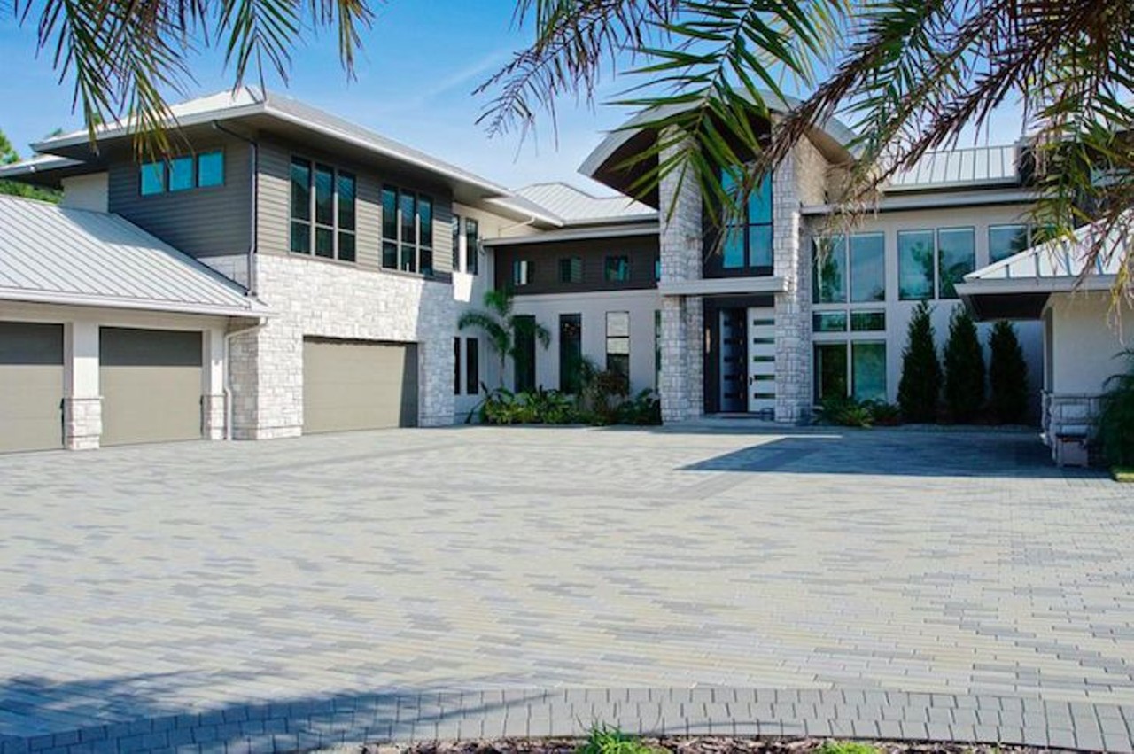 Let's take a tour of Tim Tebow's new $2.9 million Florida mansion