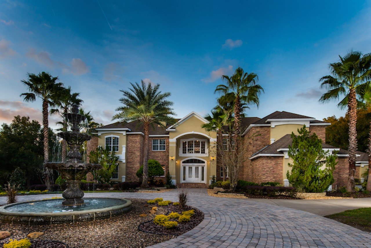 NASCAR collector's dream home in Deland just went on the market for $1.7 million