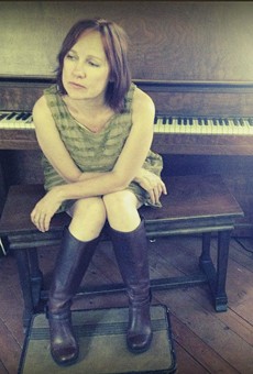 Iris DeMent brings her heart-wrenching songwriting to the Plaza