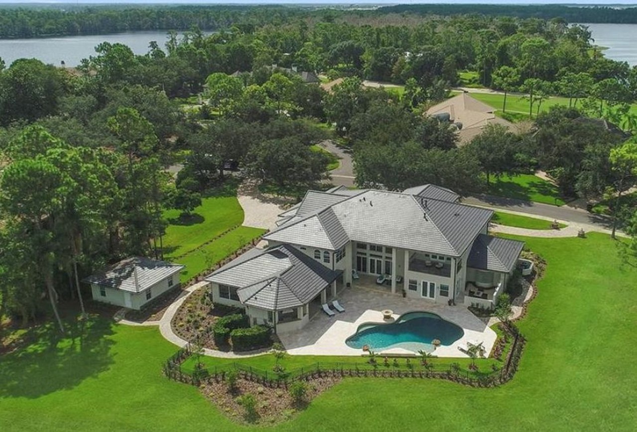 One of the guys from Boyz II Men just sold a $5 million remodeled Orlando mansion