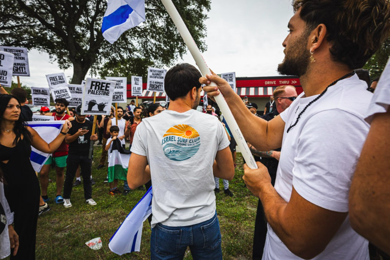 PHOTOS: Palestine and Israel supporters clash in Tampa over the weekend