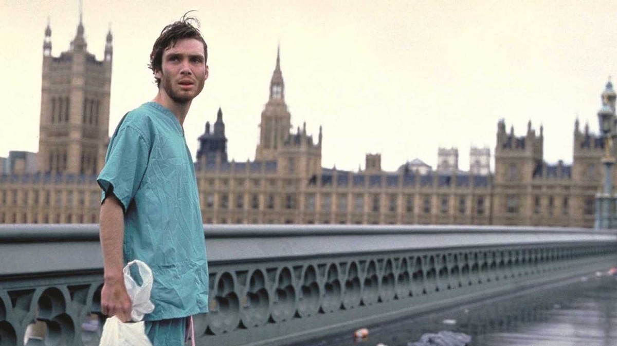 Cillian Murphy in '28 Days Later' (2002), streaming on Amazon Prime and Hulu